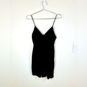 Forever Twenty One Black Mini Dress Medium 31” Length Stretchy Chic Design